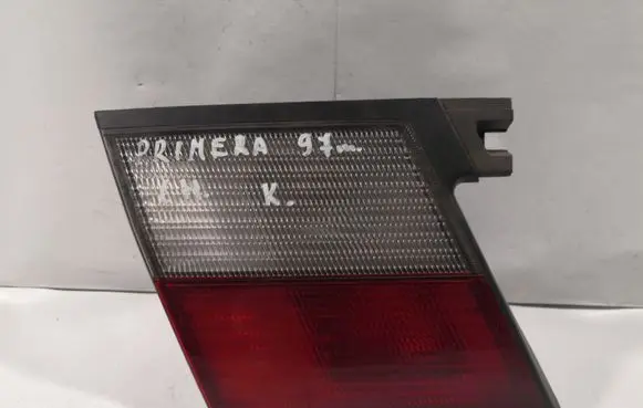 Nissan Primera Tailgate rear/tail lights 23070104 2307