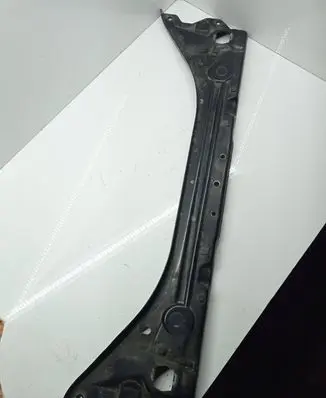Mercedes-Benz E W211 Radiator support slam panel bracket 