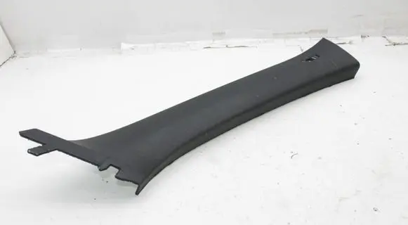 BMW 1 F40 (A) pillar trim 7444550