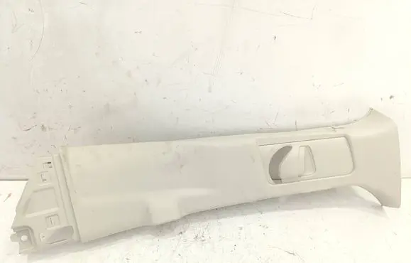 Toyota Sienna XL40 IV (B) pillar trim (top) 6241108070