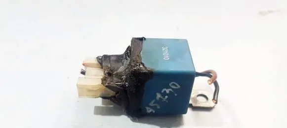 Mitsubishi Space Wagon Other relay