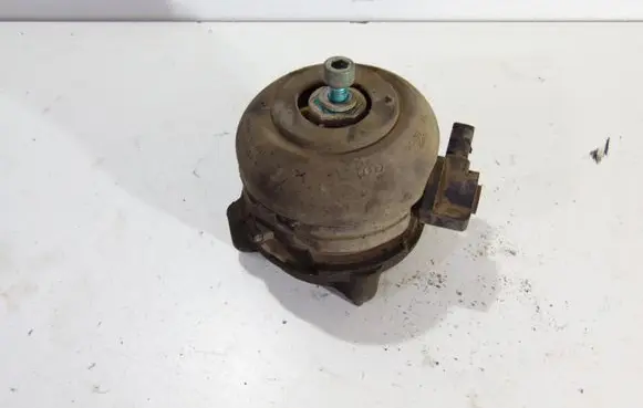 Audi A8 S8 D3 4E Engine mount vacuum valve 4H0199381