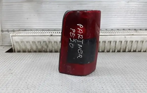 Peugeot Partner Rear/tail lights