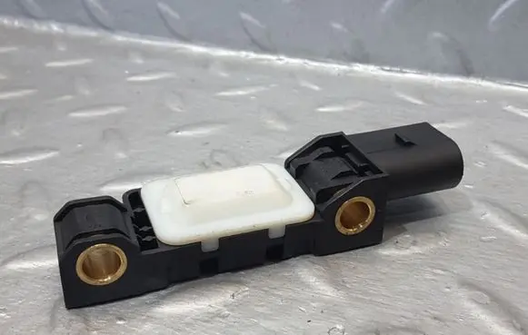 Volkswagen Phaeton Airbag deployment crash/impact sensor 4B0959643E