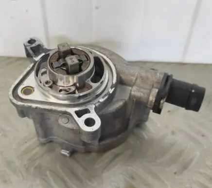 Renault Megane IV Vacuum pump 46508066R A2820900005