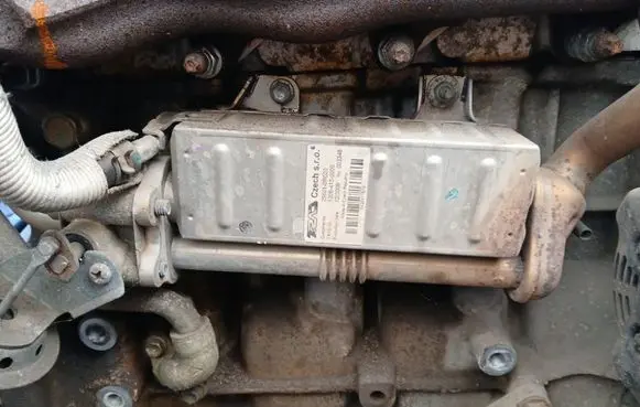 Toyota Verso EGR valve cooler 256010R020