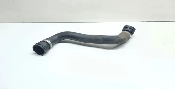 BMW 5 E60 E61 Engine coolant pipe/hose 7789742