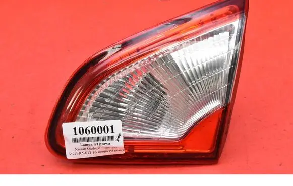 Nissan Qashqai Rear/tail lights 89503209