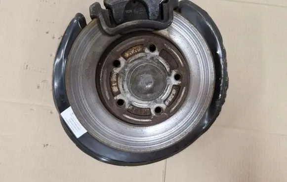Renault Trafic III (X82) Stub axle 