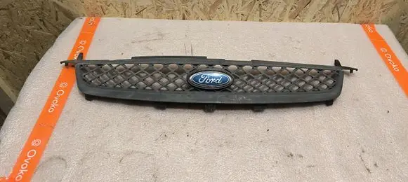 Ford Fiesta Front bumper upper radiator grill