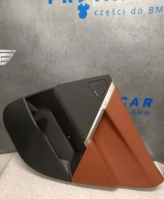 BMW iX Coupe rear side trim panel 5A08234