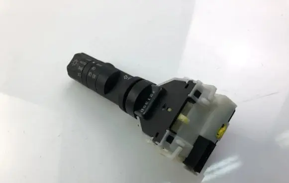 Nissan Navara D22 Indicator stalk 14425
