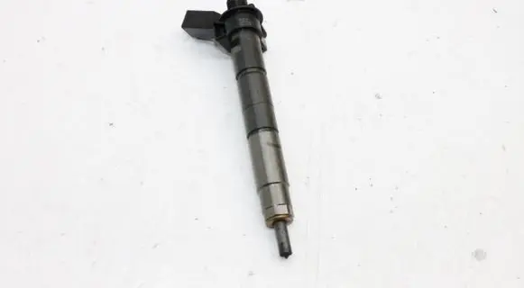 BMW 6 G32 Gran Turismo Fuel injector 8571565 0445118037
