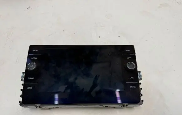 Volkswagen Tiguan Radio/CD/DVD/GPS head unit 5Q6919605B