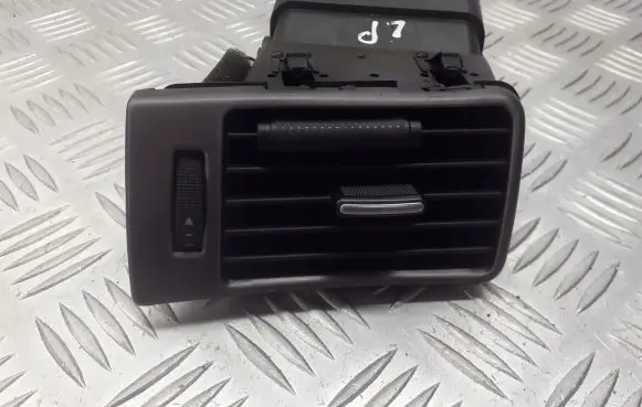 Audi A6 S6 C5 4B Dashboard side air vent grill/cover trim 4B1820901