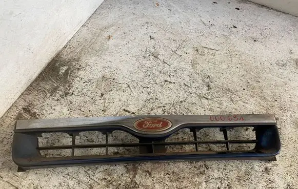Ford Maverick Front bumper upper radiator grill