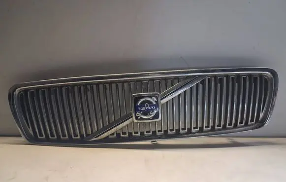 Volvo V70 Front grill 9190385