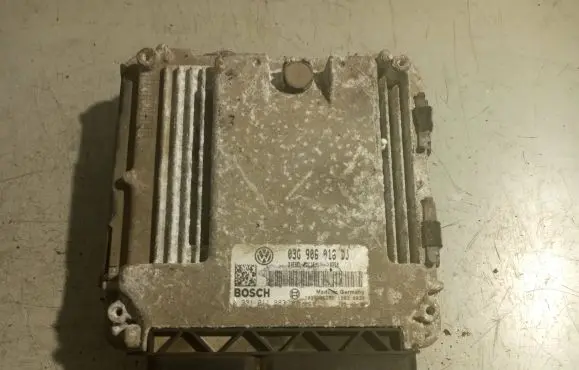 Skoda Octavia Mk2 (1Z) Engine control unit/module 03G906016DJ 0281011883 1039S06286