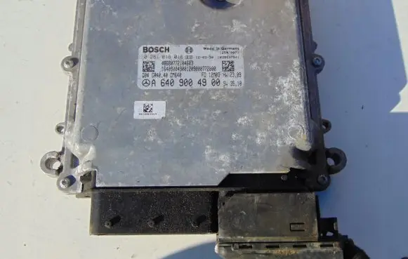 Mercedes-Benz A W169 Engine control unit/module 0281018018 A6409004900