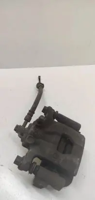Nissan Juke I F15 Rear brake caliper