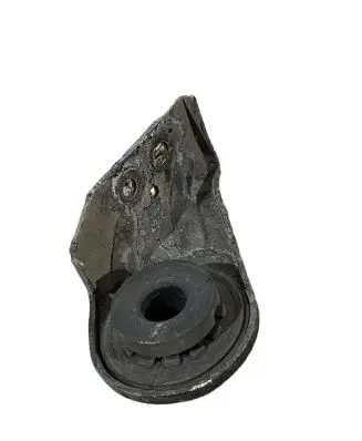 Radiator mount bracket