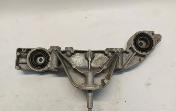 Mercedes-Benz EQV 447 Engine mount bracket a4473425200-jlk01