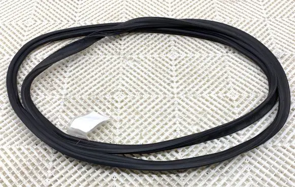 Volkswagen T-Roc Rubber seal front door (on door) 2GA827705B