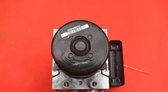 Volvo V60 ABS Pump 31329137