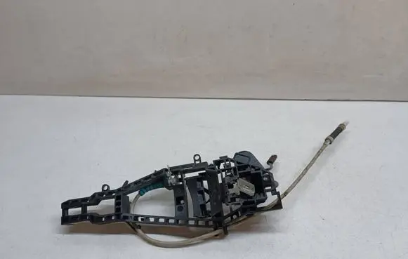 BMW 3 GT F34 Front door exterior handle/bracket 7380550