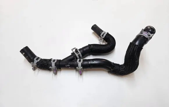 Chrysler Pacifica Engine coolant pipe/hose 550867