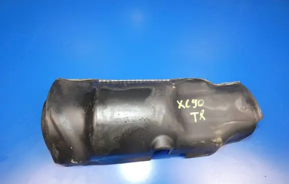 Volvo XC90 Heat shield in engine bay 31437738 AD710 Y01M0