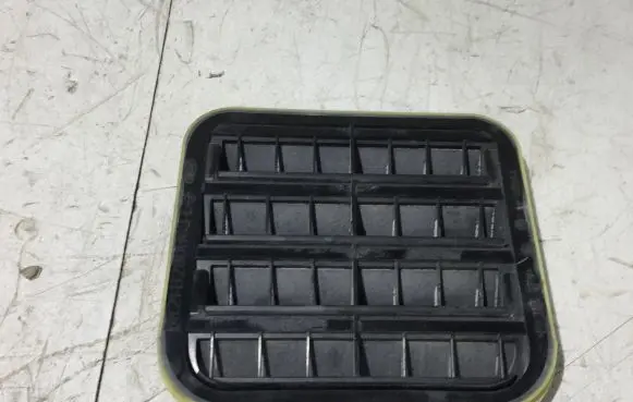 Ford Transit Quarter panel pressure vent BK21B280B63A