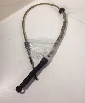Volkswagen PASSAT B4 Gear shift cable linkage 357713265A