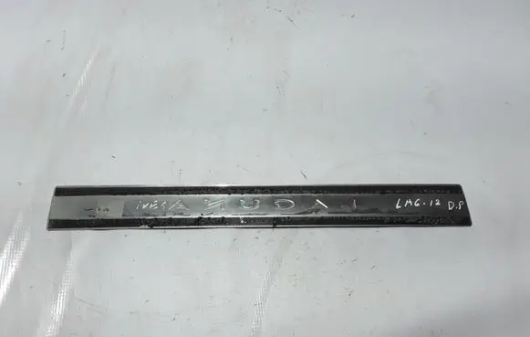 Renault Laguna III Front sill trim cover 76826712R