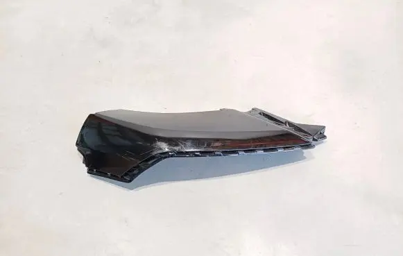 Front bumper splitter molding