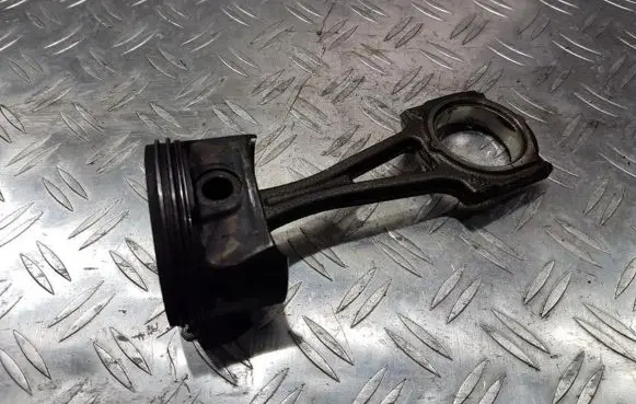 Opel Corsa D Piston with connecting rod