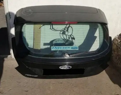 Ford Focus Tailgate/trunk/boot lid