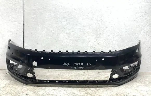Volkswagen PASSAT B7 Front bumper 3AA807221C