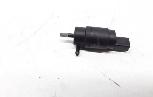 Mercedes-Benz S W220 Windscreen/windshield washer pump