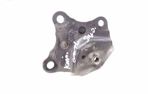 Lexus RX 450H Front shock absorber mounting bracket 