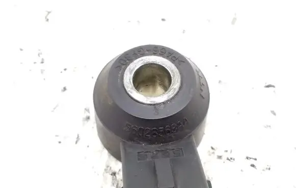 Chrysler 300 - 300C Detonation knock sensor 56028563AA
