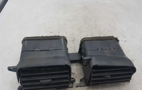 Subaru Legacy Dash center air vent grill NOCODE