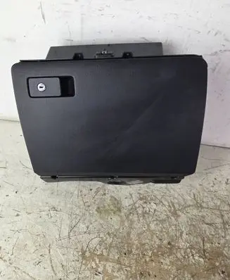 Volkswagen PASSAT B6 Glove box 3C1857097AP P0108671