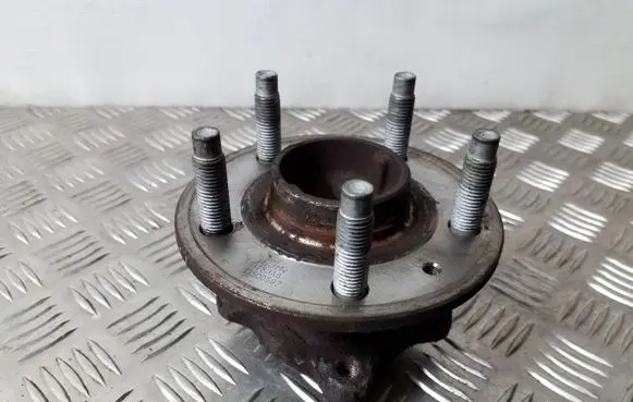 Opel Mokka Rear wheel hub 13500592