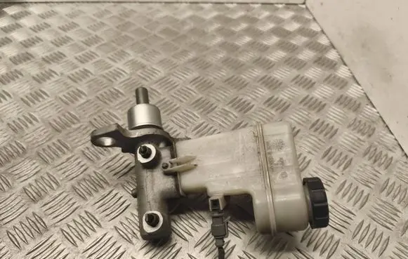 Opel Signum Master brake cylinder 32067069