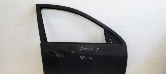 Ford Focus Front door