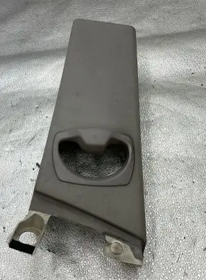 BMW 3 E90 E91 (B) pillar trim (top) 51437117469