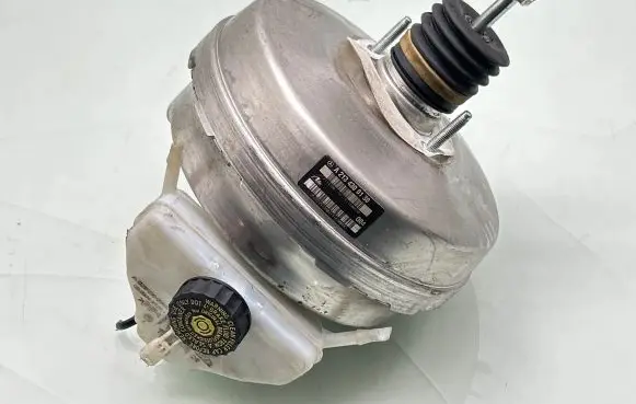 Mercedes-Benz GLC X253 C253 Brake booster A2134300130 11318300883