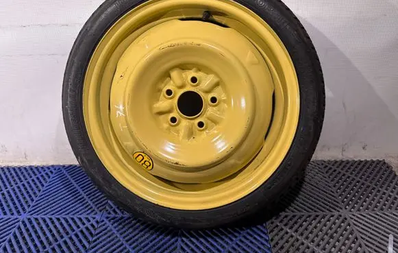 Toyota Prius (XW20) R16 spare wheel 