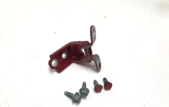 Honda HR-V Rear door lower hinge